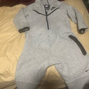 Nike Light Gray Kids' Hoodie & Joggers Set with Black Trim